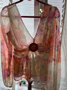 Sheer Floral Chiffon Lantern Sleeves Deep V Neckline Pink & Pastel Floral 🩷